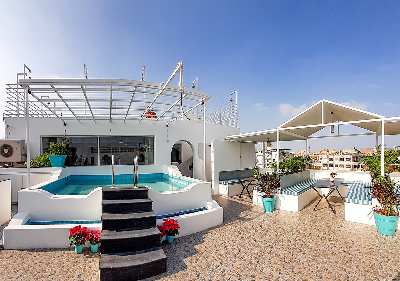 hotel-img