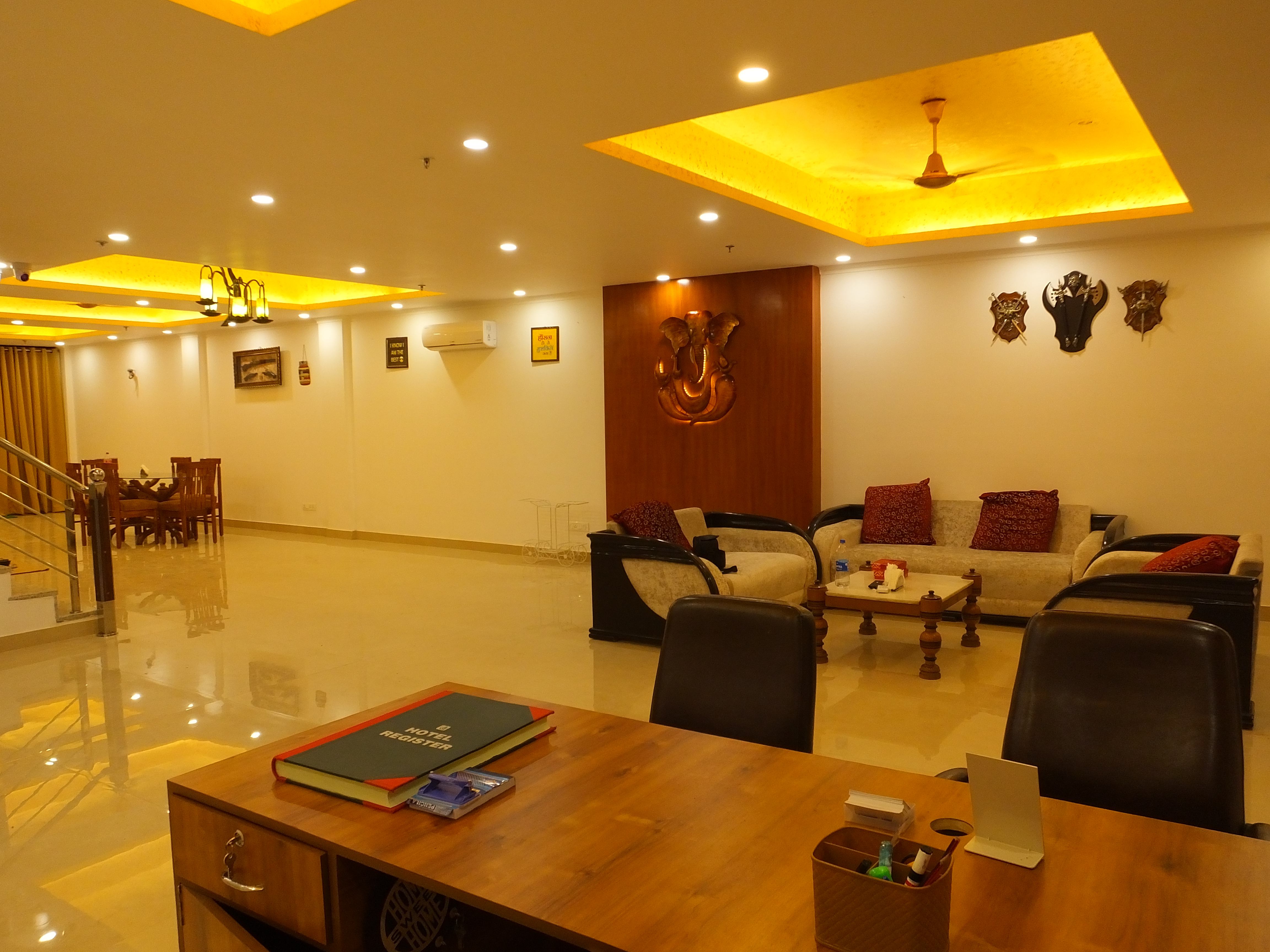 hotel-img